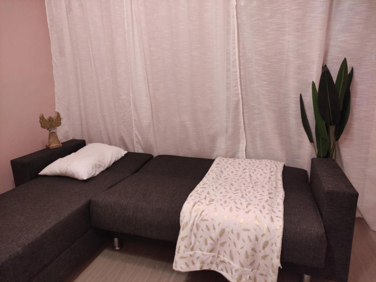 Love Truth Life Apartment พีเรียส ภายนอก รูปภาพ